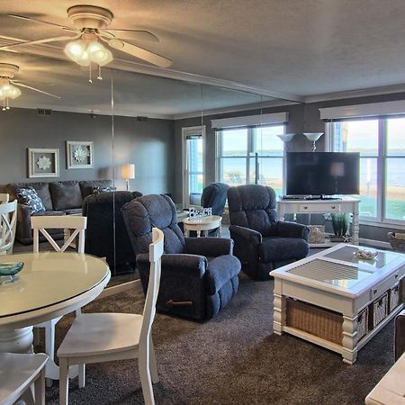 103 North Shore Inn Traverse City Dış mekan fotoğraf